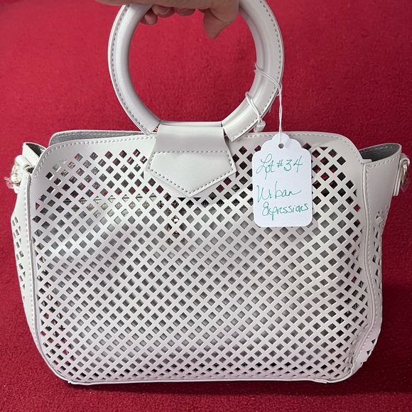 Urban Expressions White Vegan Clutch**NEW W/TAGS**VEGAN APPROVED - Picture 3 of 16